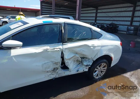 2015 Chrysler 200 Limited из США, поврежденный, VIN 1C3CCCAB9FN742242